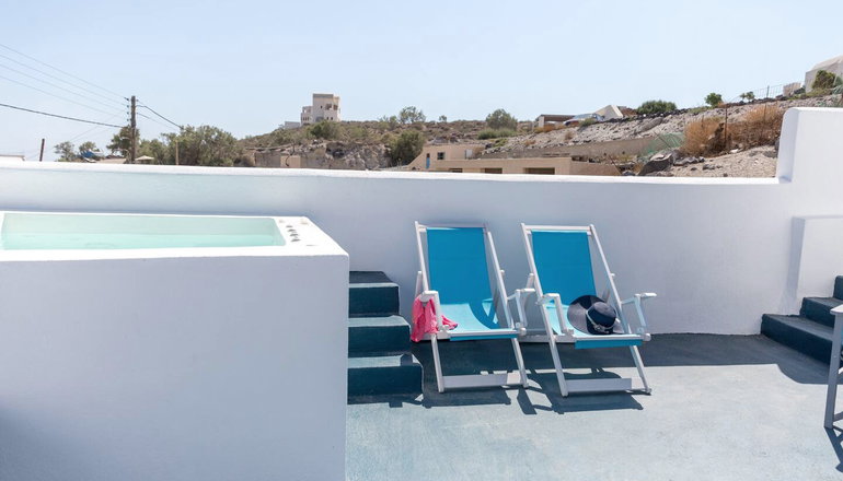 Santorita Suites