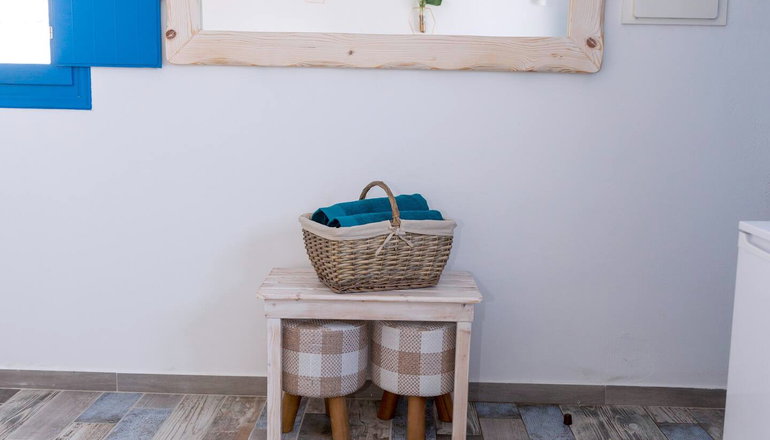 Santorita Suites