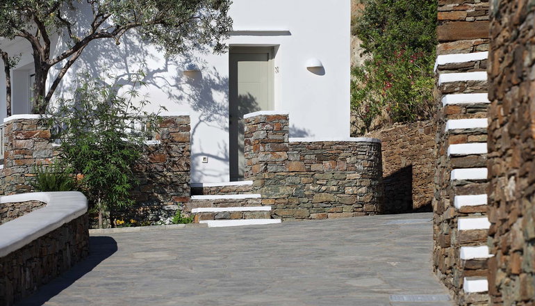 Selana Suites