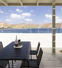 Chill & Co. Serifos