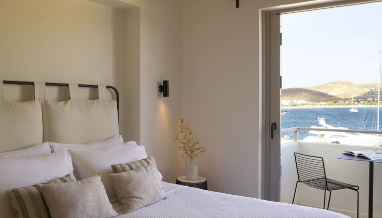 Chill & Co. Serifos