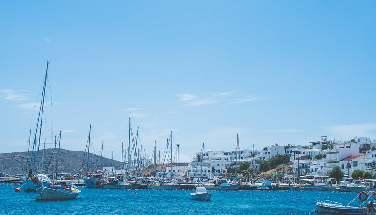 Chill & Co. Serifos