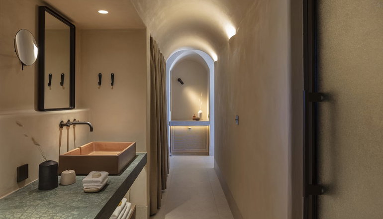 4* NOS Hotel & Villas - Φάρος, Σίφνος