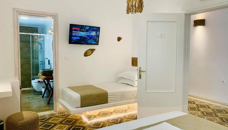 Semiramis Guesthouse - Αδάμαντας, Μήλος