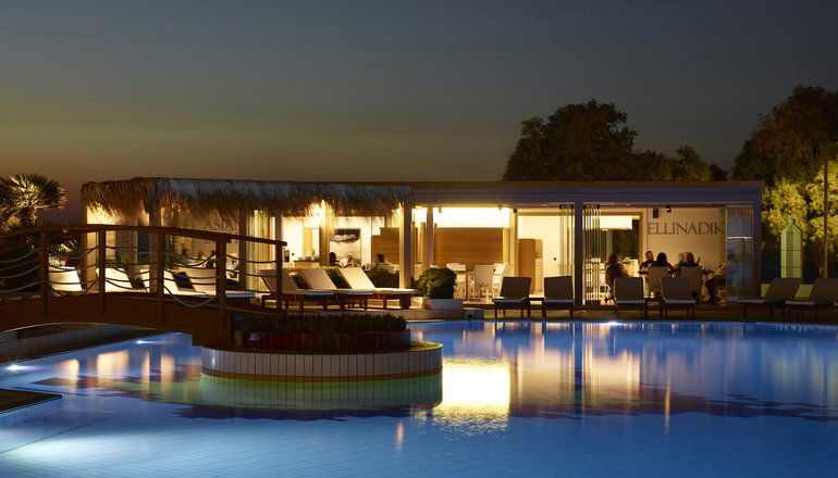 5* Serita Beach Hotel