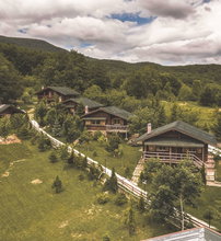 Sfendamos Wood Village