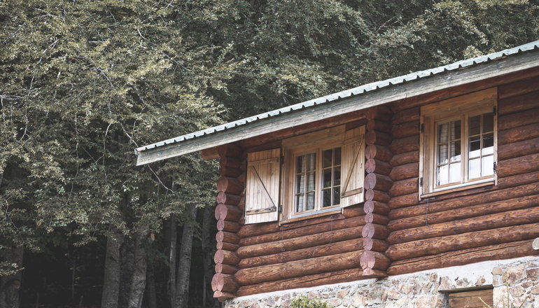 Sfendamos Wood Village