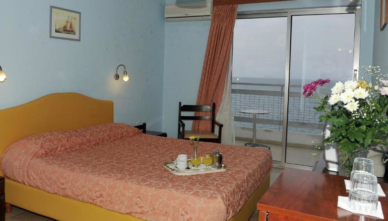 Siagas Beach Hotel - Άγιοι Θεόδωροι