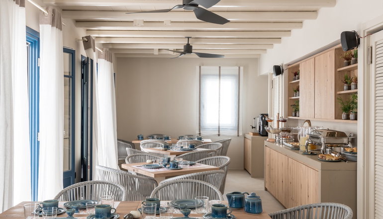 Sifnos House Rooms & Spa