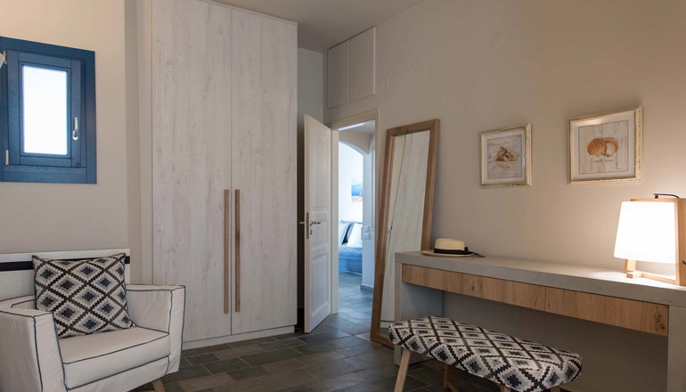 Sifnos House Rooms & Spa