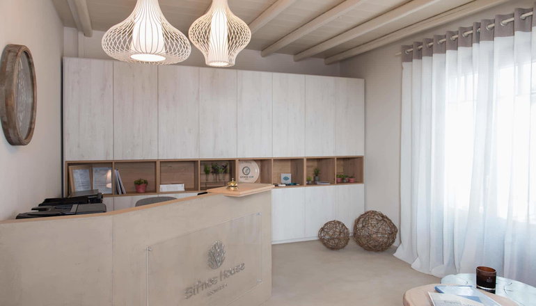 Sifnos House Rooms & Spa