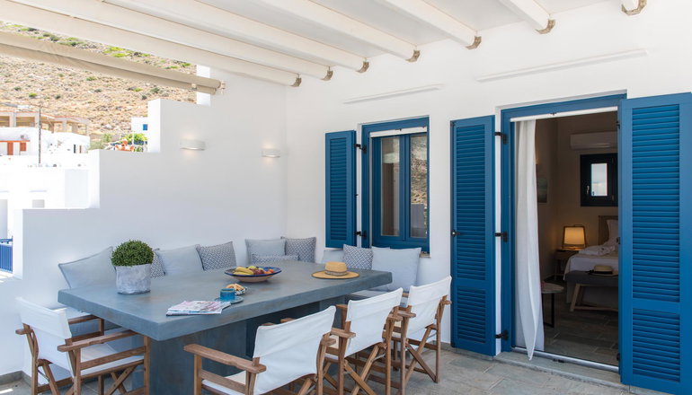 Sifnos House Rooms & Spa