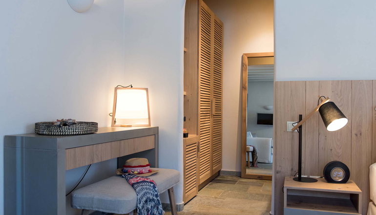 Sifnos House Rooms & Spa