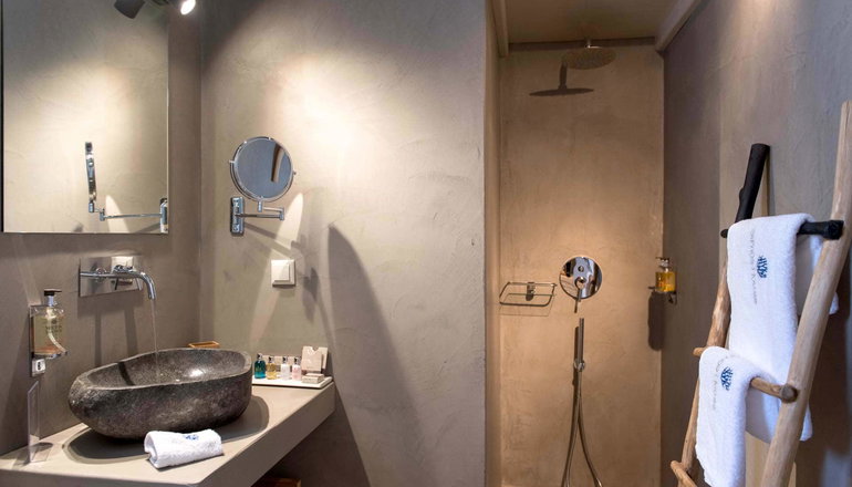 Sifnos House Rooms & Spa