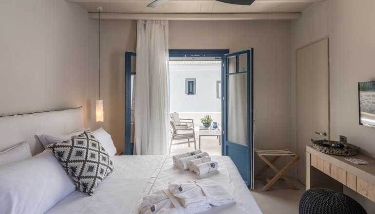 Sifnos House Rooms & Spa