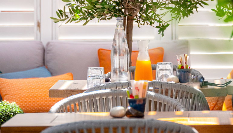 Sifnos House Rooms & Spa