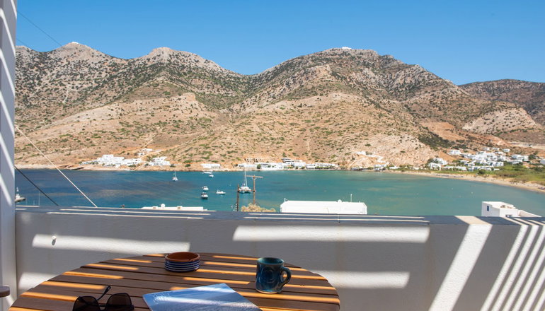 Sifnos House Rooms & Spa