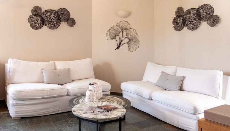 Sifnos House Rooms & Spa