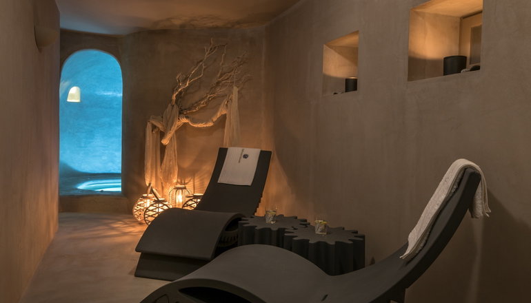 Sifnos House Rooms & Spa