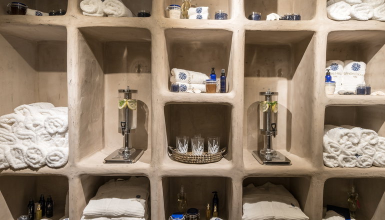 Sifnos House Rooms & Spa