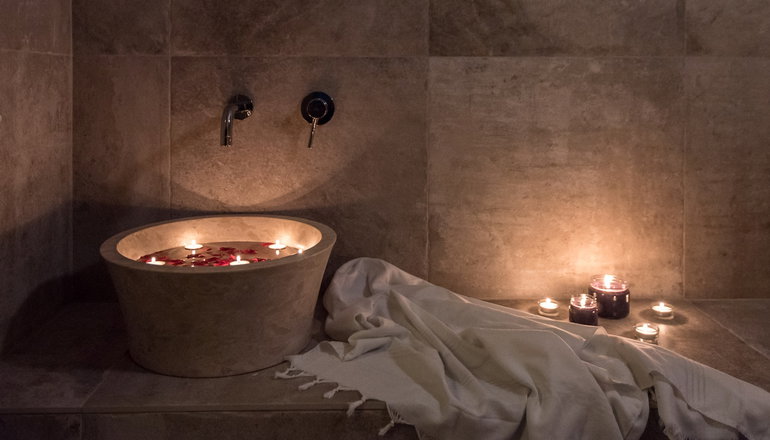 Sifnos House Rooms & Spa