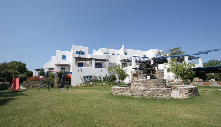 Silver Rocks Hotel