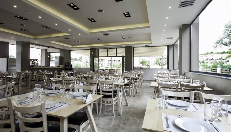Simeon Hotel