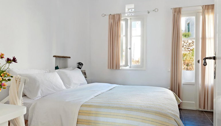 Skaris Guesthouse