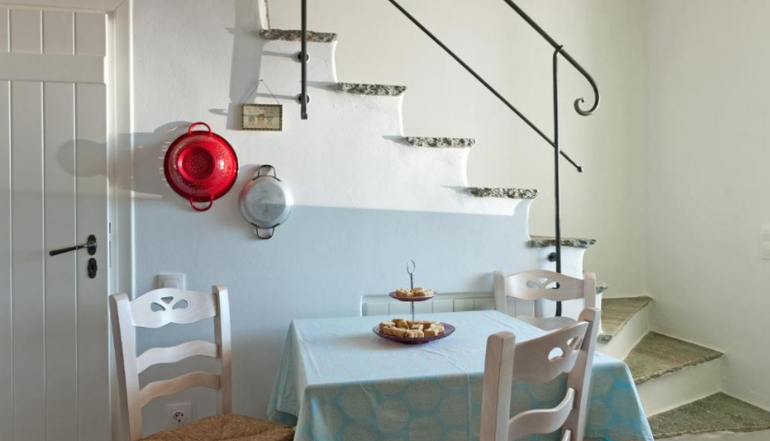 Skaris Guesthouse
