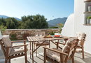 Skaris Guesthouse