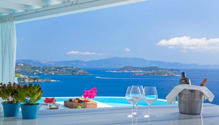 4* Kivo Art & Gourmet Hotel