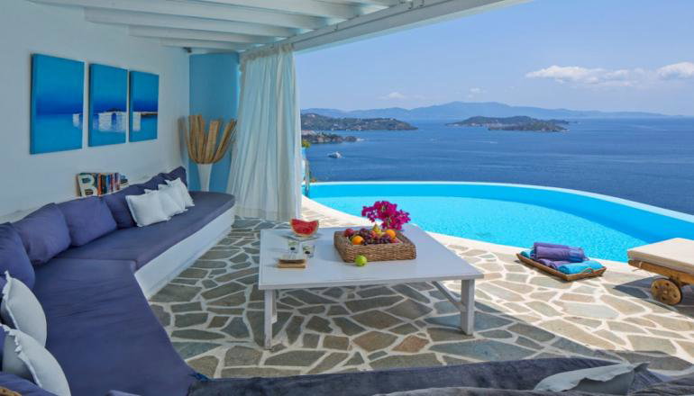 4* Kivo Art & Gourmet Hotel