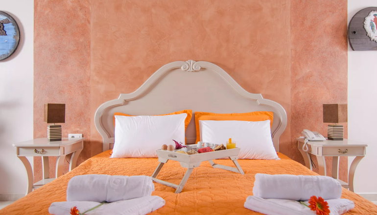 Smaragdi Hotel