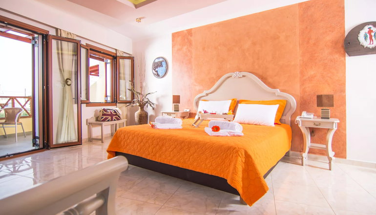 Smaragdi Hotel
