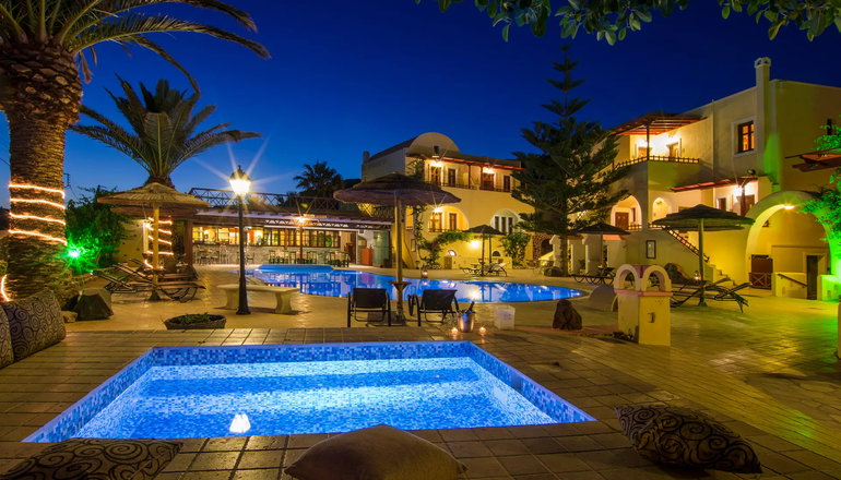 Smaragdi Hotel