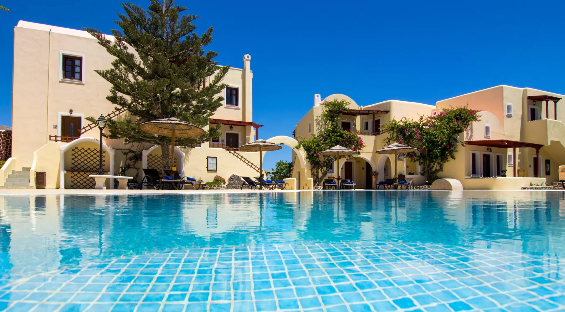 Smaragdi Hotel - Περίβολος, Σαντορίνη