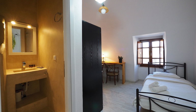Sofia Areopolis Guesthouse - Αρεόπολη, Μάνη
