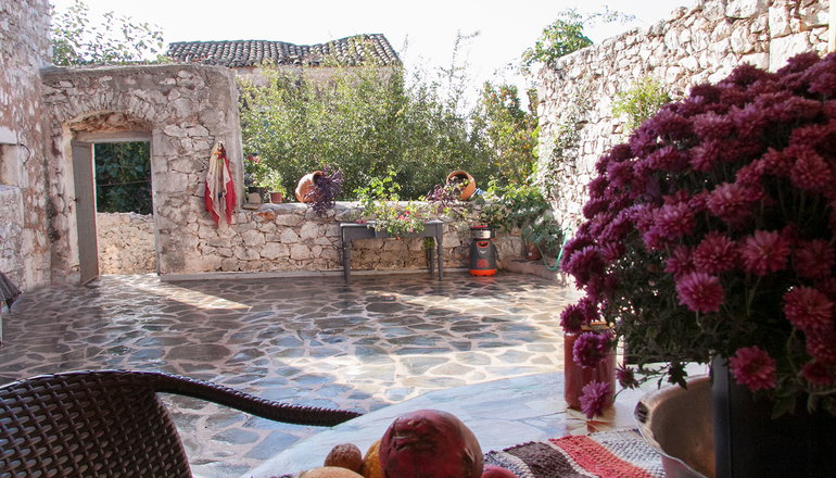 Sofia Areopolis Guesthouse - Αρεόπολη, Μάνη