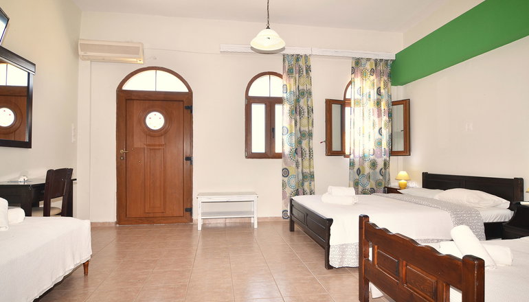 Sofia Limeni Apartments