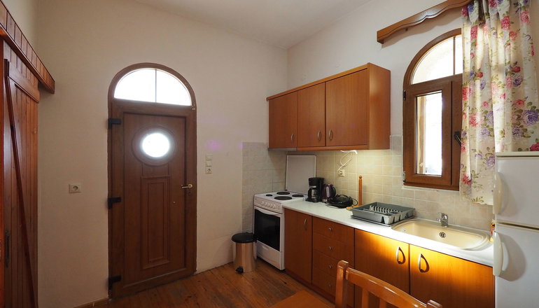 Sofia Limeni Apartments