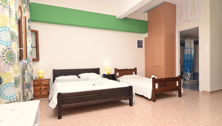 Sofia Limeni Apartments