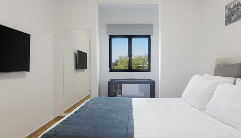 Sounio Black Villa by Bill & John Apartments Athens