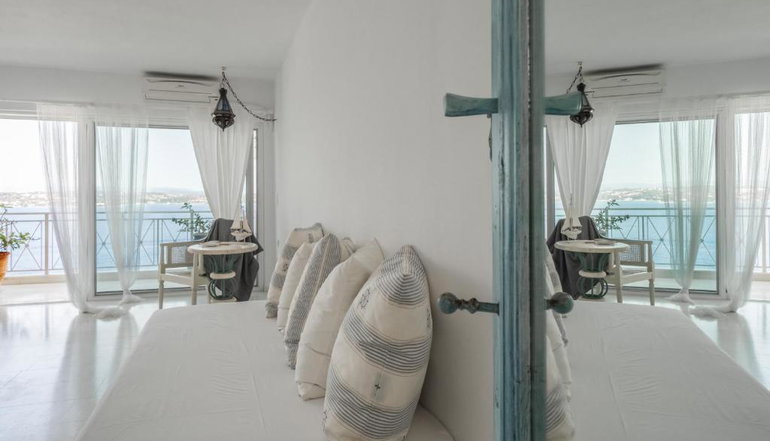 Spetses Blue