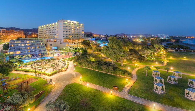 5* St Raphael Resort