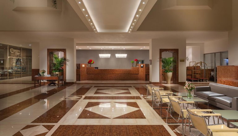 5* St Raphael Resort