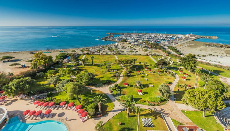 5* St Raphael Resort