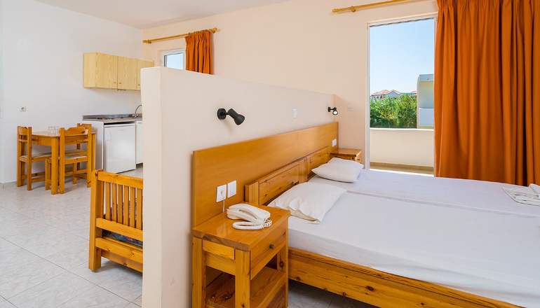 Stafilia Beach Hotel