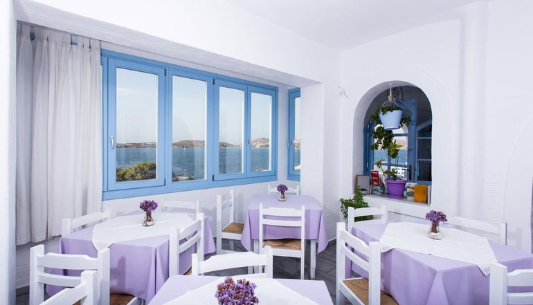 Stratos Apartments & Studios
