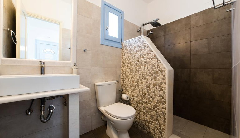 Stratos Apartments & Studios