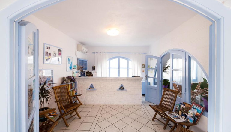 Stratos Apartments & Studios